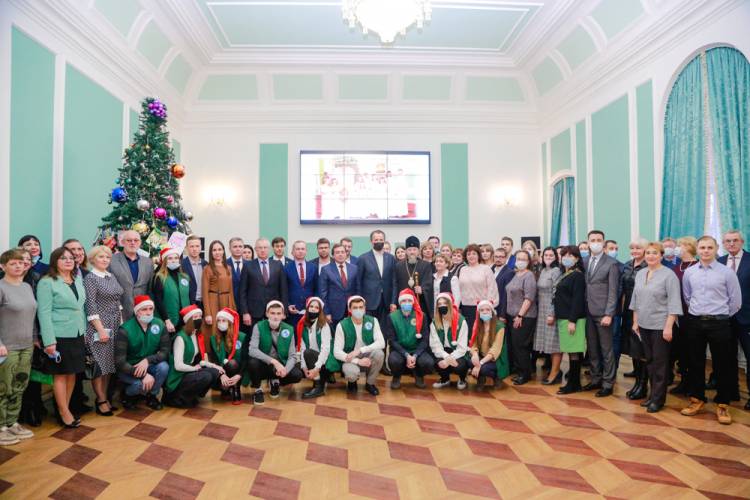 В НИУ «БелГУ» стартовал Рождественский благотворительный марафон «Тёплым словом – добрым делом»